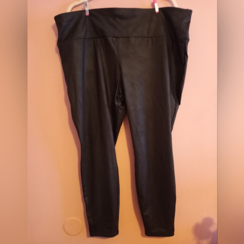 🌴 Black Shiny Pants Sz 2x